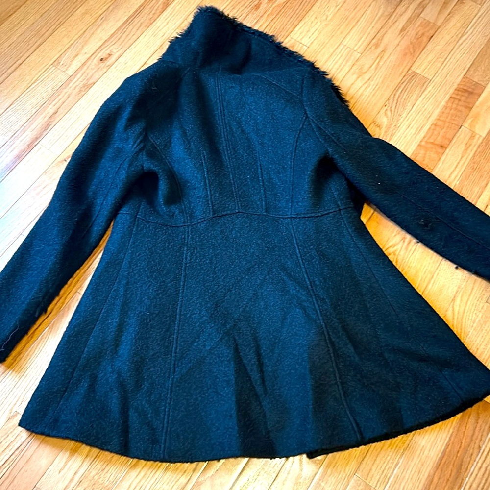 Women Coat - Picture 3 of 5